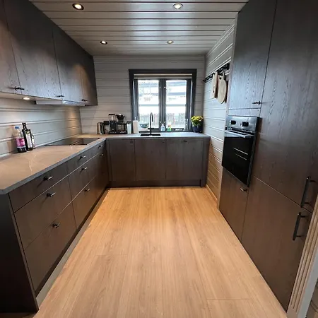 4 Soverom, Boblebad Og Panoramautsikt *