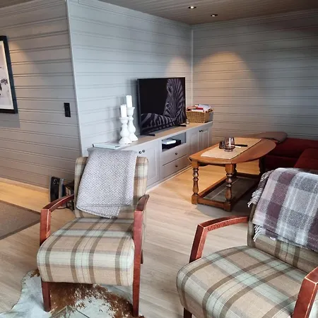 Large Balcony With Panoramic Mountain Views * Beitostolen